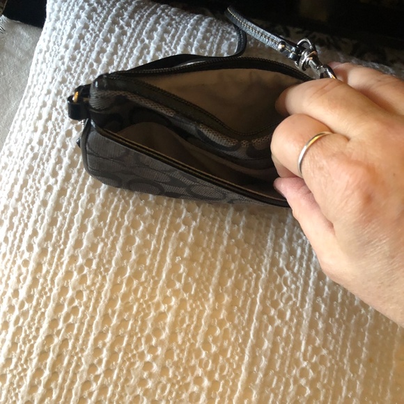 Coach Wristlet - Picture 4 of 4